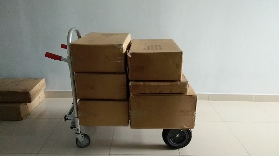 Kiểu xe đẩy hàng 4 bánh